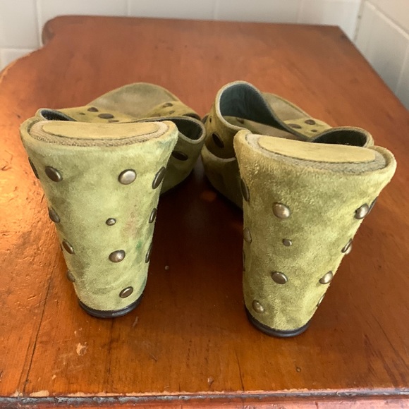Jigsaw Olive suede platform mules embellished with brass studs in size 39. - Picture 3 of 8